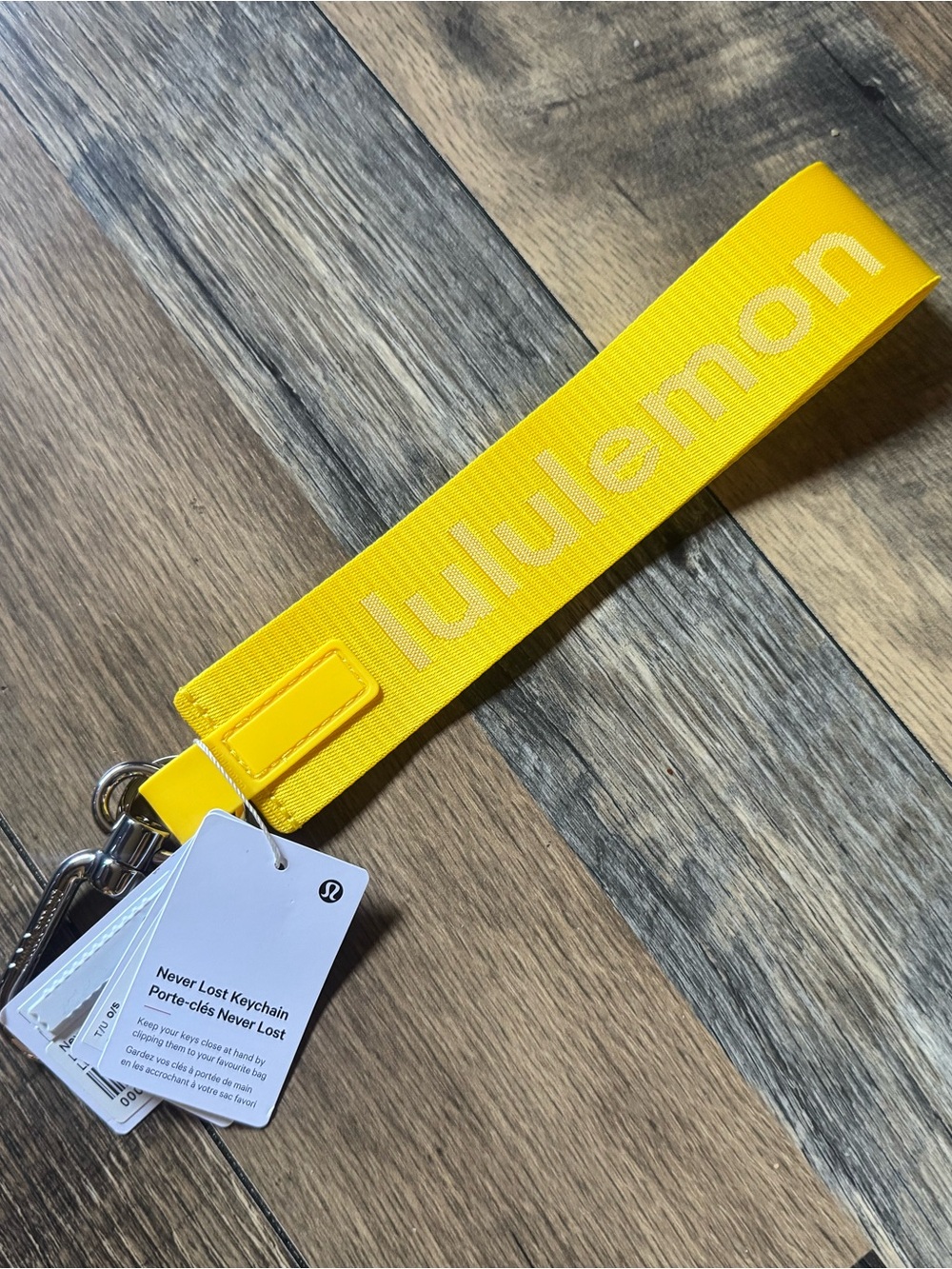 lululemon Neverlost Keychain Wristlet Maize Yellow - Picture 3 of 3